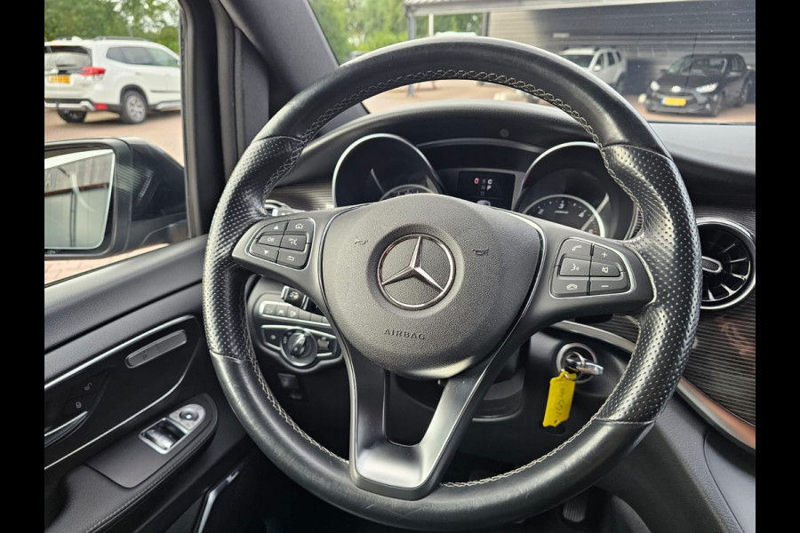Mercedes-Benz V-Klasse 300d 4-MATIC Extra Lang DC Avantgarde | LED | ACC | Leder | Stoelverwarming | Burmester | App-connect | Trekhaak | LMV 19" | 360 Camera | Lane Assist | Schuifdeuren elektrisch |