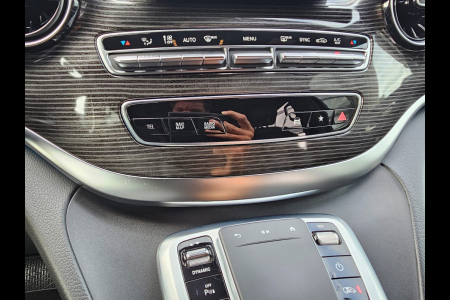 Mercedes-Benz V-Klasse 300d 4-MATIC Extra Lang DC Avantgarde | LED | ACC | Leder | Stoelverwarming | Burmester | App-connect | Trekhaak | LMV 19" | 360 Camera | Lane Assist | Schuifdeuren elektrisch |