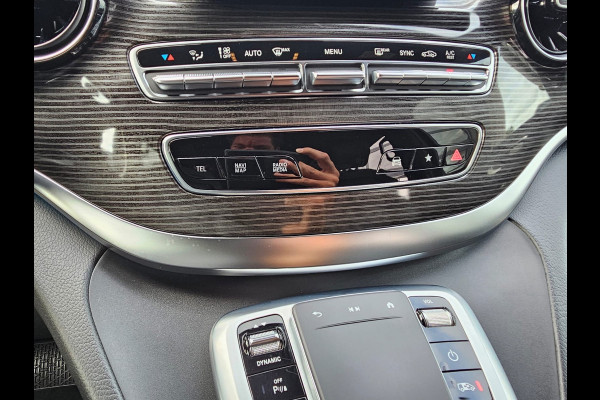 Mercedes-Benz V-Klasse 300d 4-MATIC Extra Lang DC Avantgarde | LED | ACC | Leder | Stoelverwarming | Burmester | App-connect | Trekhaak | LMV 19" | 360 Camera | Lane Assist | Schuifdeuren elektrisch |