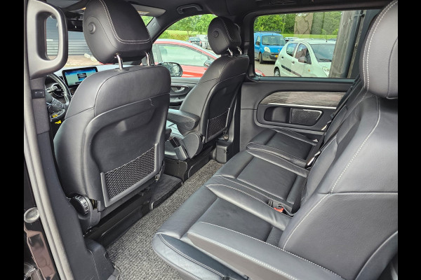 Mercedes-Benz V-Klasse 300d 4-MATIC Extra Lang DC Avantgarde | LED | ACC | Leder | Stoelverwarming | Burmester | App-connect | Trekhaak | LMV 19" | 360 Camera | Lane Assist | Schuifdeuren elektrisch |