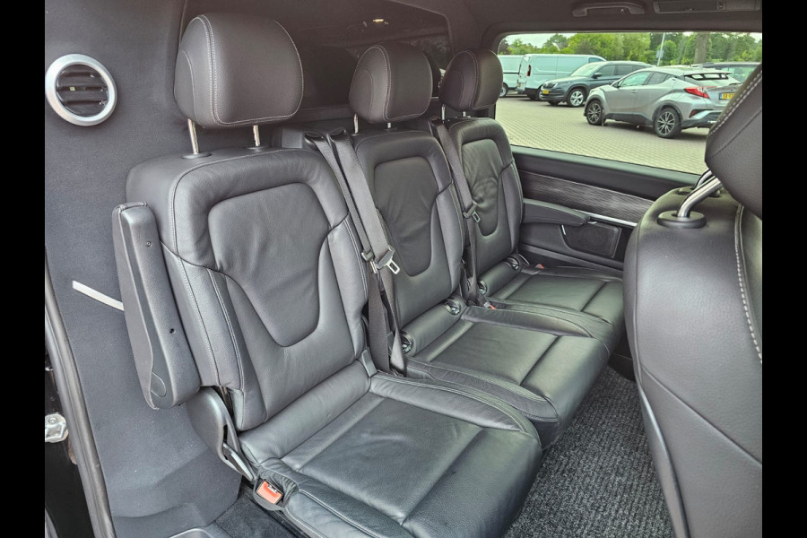 Mercedes-Benz V-Klasse 300d 4-MATIC Extra Lang DC Avantgarde | LED | ACC | Leder | Stoelverwarming | Burmester | App-connect | Trekhaak | LMV 19" | 360 Camera | Lane Assist | Schuifdeuren elektrisch |