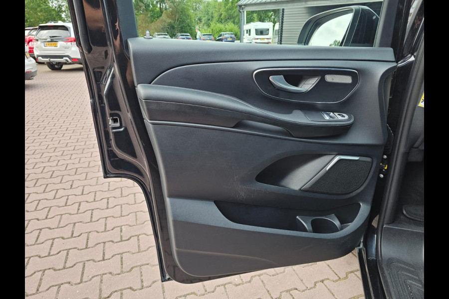 Mercedes-Benz V-Klasse 300d 4-MATIC Extra Lang DC Avantgarde | LED | ACC | Leder | Stoelverwarming | Burmester | App-connect | Trekhaak | LMV 19" | 360 Camera | Lane Assist | Schuifdeuren elektrisch |