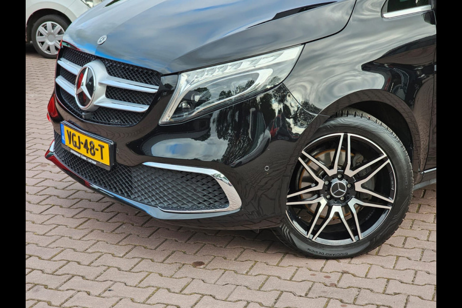 Mercedes-Benz V-Klasse 300d 4-MATIC Extra Lang DC Avantgarde | LED | ACC | Leder | Stoelverwarming | Burmester | App-connect | Trekhaak | LMV 19" | 360 Camera | Lane Assist | Schuifdeuren elektrisch |