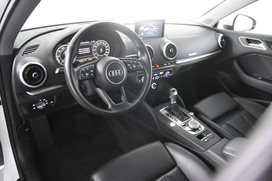 Audi A3 Sportback 40 TFSI e Advance *1ste Eigenaar*Leer*Stoelverwarming*Navigatie*
