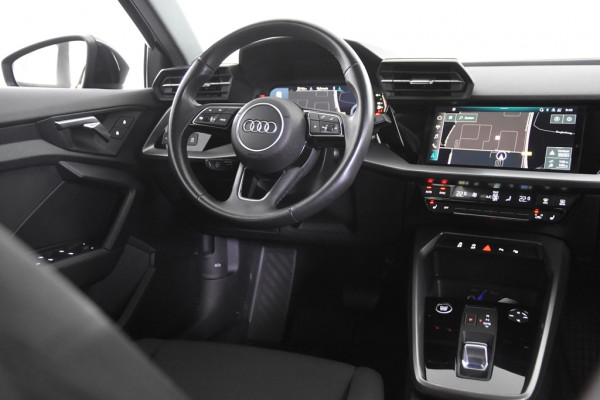 Audi A3 Sportback 30 TFSI *1ste Eigenaar*Navigatie*Stoelverwarming*Keyless*
