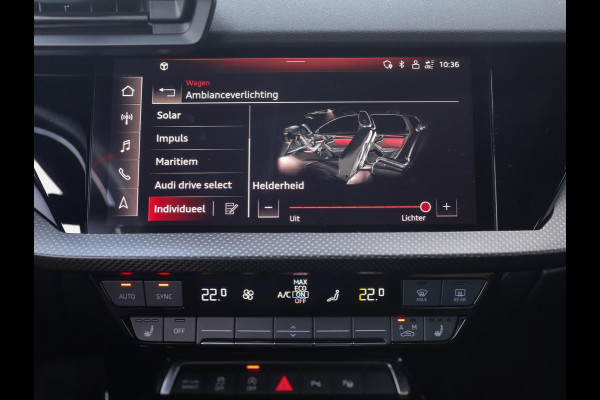 Audi RS 3 Limousine 2.5 TFSI A3 quattro | Keramisch | Carbon | Keyless | B&O | Pano
