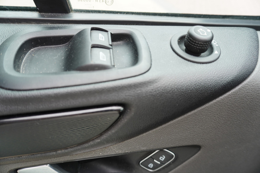 Ford Transit Custom 320L 2.0 TDCI 185PK L2H1 Sport nr. V125 | Airco | Cruise | Navi | Camera | Trekhaak