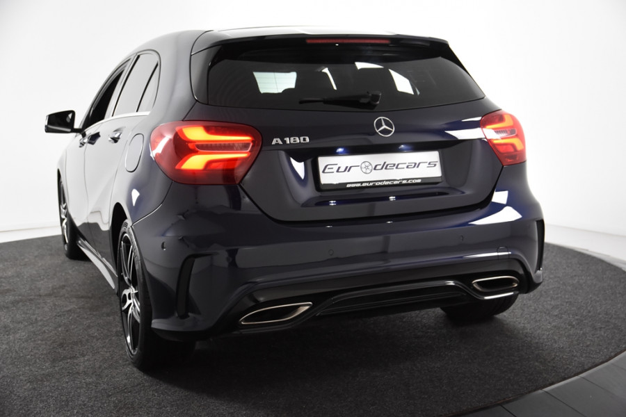 Mercedes-Benz A-Klasse 180 AMG-Line Ambiente *Navi*Stoelverwarming*