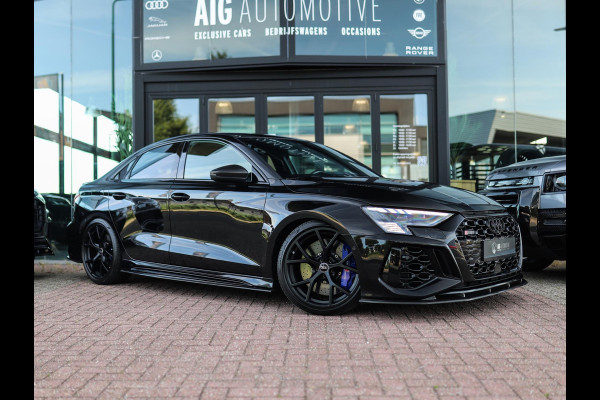Audi RS 3 Limousine 2.5 TFSI A3 quattro | Keramisch | Carbon | Keyless | B&O | Pano