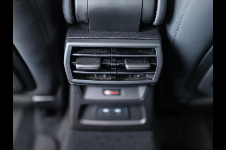 Audi RS 3 Limousine 2.5 TFSI A3 quattro | Keramisch | Carbon | Keyless | B&O | Pano