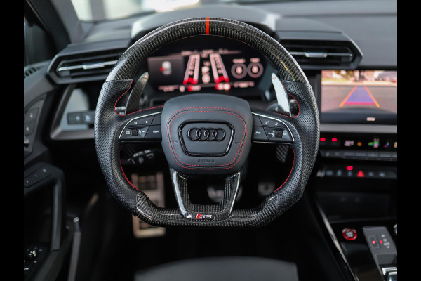 Audi RS 3 Limousine 2.5 TFSI A3 quattro | Keramisch | Carbon | Keyless | B&O | Pano