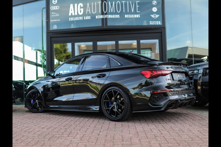 Audi RS 3 Limousine 2.5 TFSI A3 quattro | Keramisch | Carbon | Keyless | B&O | Pano