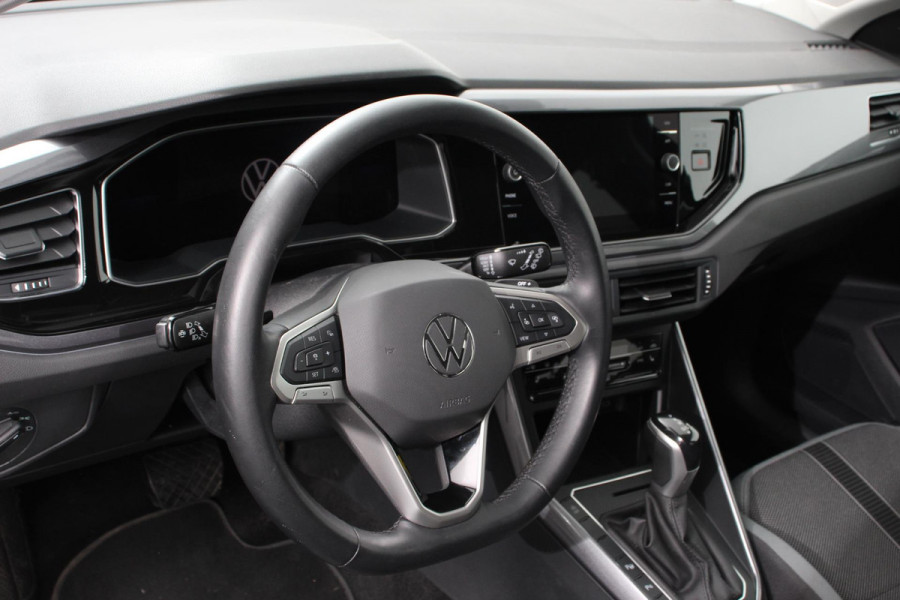 Volkswagen Polo 1.0 TSI Style Automaat Navigatie Apple Carplay/Android Auto Climate Control Led Lichtmetalen Velgen Extra getint glas