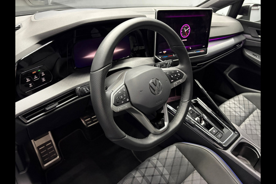 Volkswagen Golf 8.5 1.5 TSI R-Line Pano Trekhaak