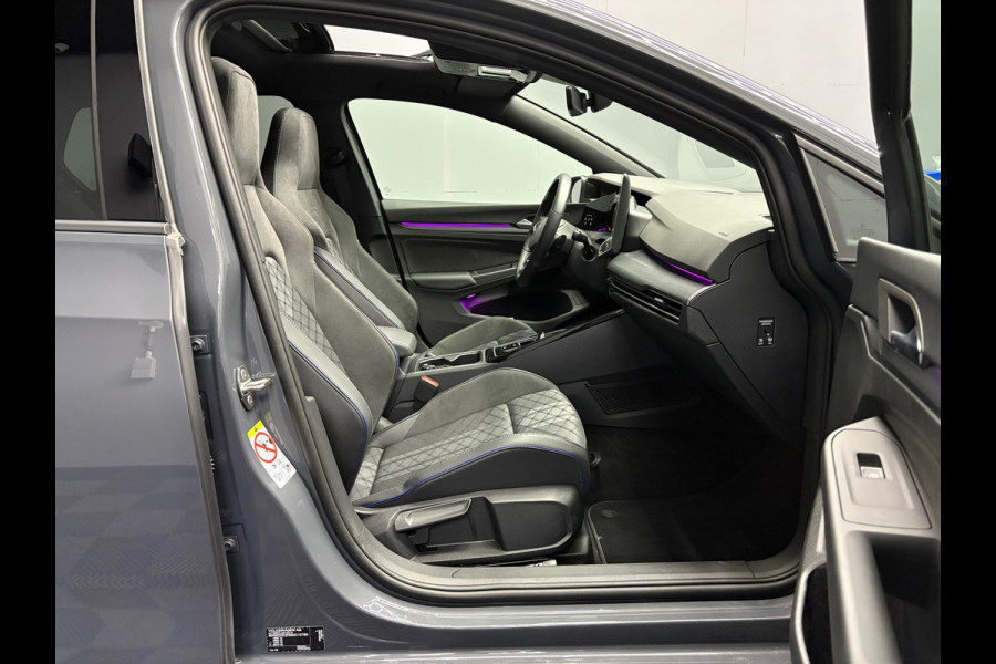Volkswagen Golf 8.5 1.5 TSI R-Line Pano Trekhaak