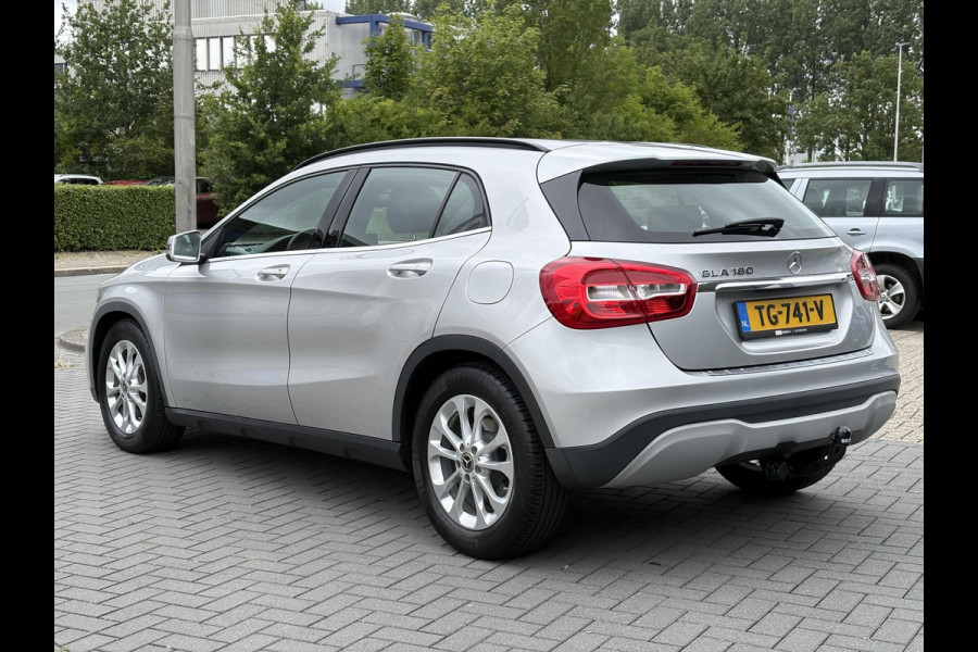 Mercedes-Benz GLA 180 Business Solution | Automaat | Trekhaak | Elek. Kofferklep | Camera | Dealer onderhouden