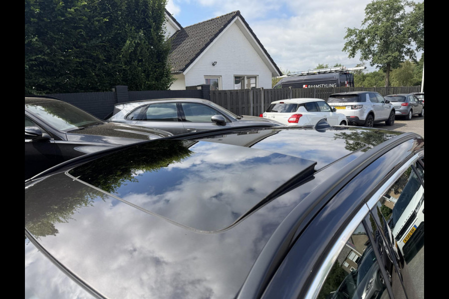 BMW 5 Serie Touring 520i Corporate Lease High Executive | Panoramadak | Camera | DAB | Elektrische Achterklep |