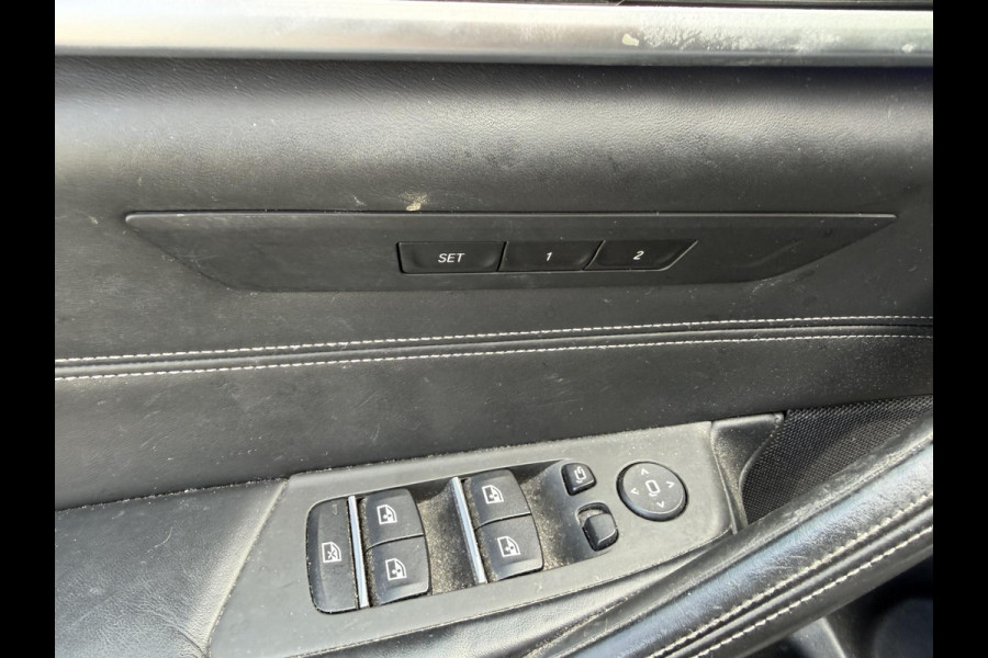 BMW 5 Serie Touring 520i Corporate Lease High Executive | Panoramadak | Camera | DAB | Elektrische Achterklep |