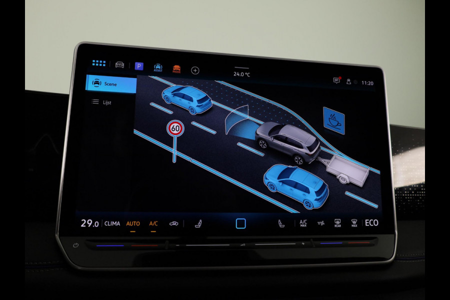 Volkswagen Tiguan 1.5 eHybrid R-Line Edition 272 pk Automaat (DSG) | Verlengde garantie | Navigatie | Panoramadak | Trekhaak (wegklapbaar) | Parkeersensoren (Park assist) | Rondomzicht camera | Matrix LED koplampen | R-Line |