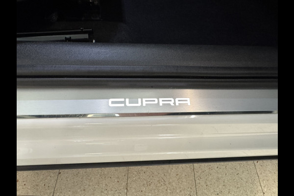 CUPRA Formentor 1.4 TSI e-Hybrid Essential SOH 91% Clima Carply "Copper Edition velgen" Stuurverwarming PDC Achter