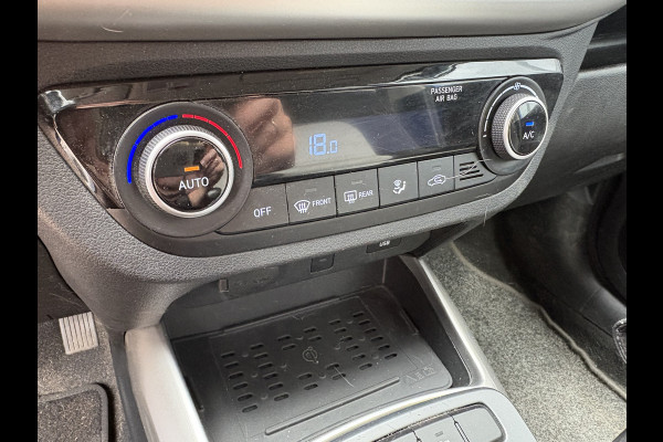 Hyundai i10 1.0 Premium CAMERA/CARPLAY/NAVI/CRUISE/CLIMA/PDC