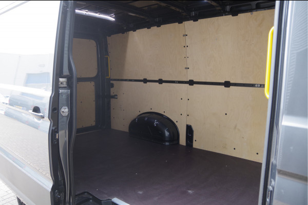 MAN TGE 3.180 35 2.0 L3H2(L2H1) 177PK AUT. LED, TREKHAAK, ADAPT. CRUISE, STOELVERWARMING, STUURVERWARMING, LEDER STUUR, CAMERA