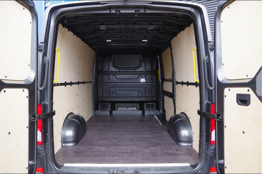 MAN TGE 3.180 35 2.0 L3H2(L2H1) 177PK AUT. LED, TREKHAAK, ADAPT. CRUISE, STOELVERWARMING, STUURVERWARMING, LEDER STUUR, CAMERA