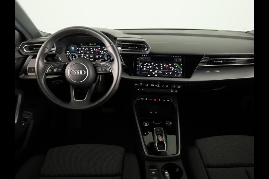 Audi A3 Sportback 40 TFSI e Advanced edition 204 pk S-tronic | Verlengde garantie | Navigatie | Parkeersensoren (Park assist)  | Achteruitrijcamera | Adaptieve cruise control |
