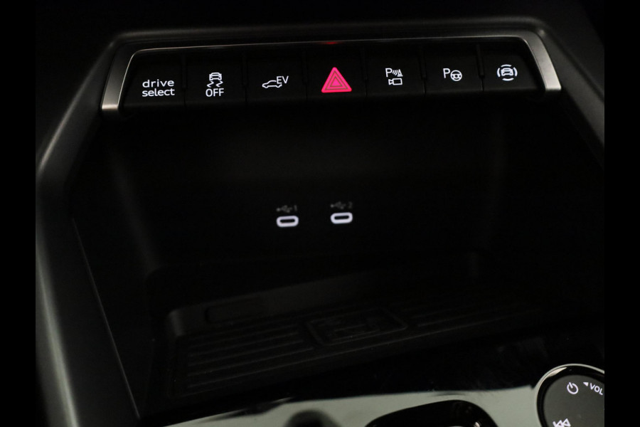 Audi A3 Sportback 40 TFSI e Advanced edition 204 pk S-tronic | Verlengde garantie | Navigatie | Parkeersensoren (Park assist)  | Achteruitrijcamera | Adaptieve cruise control |