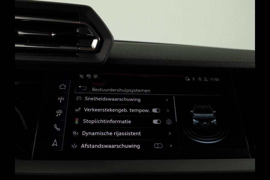 Audi A3 Sportback 40 TFSI e Advanced edition 204 pk S-tronic | Verlengde garantie | Navigatie | Parkeersensoren (Park assist)  | Achteruitrijcamera | Adaptieve cruise control |