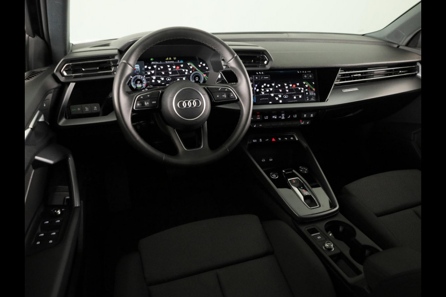 Audi A3 Sportback 40 TFSI e Advanced edition 204 pk S-tronic | Verlengde garantie | Navigatie | Parkeersensoren (Park assist)  | Achteruitrijcamera | Adaptieve cruise control |