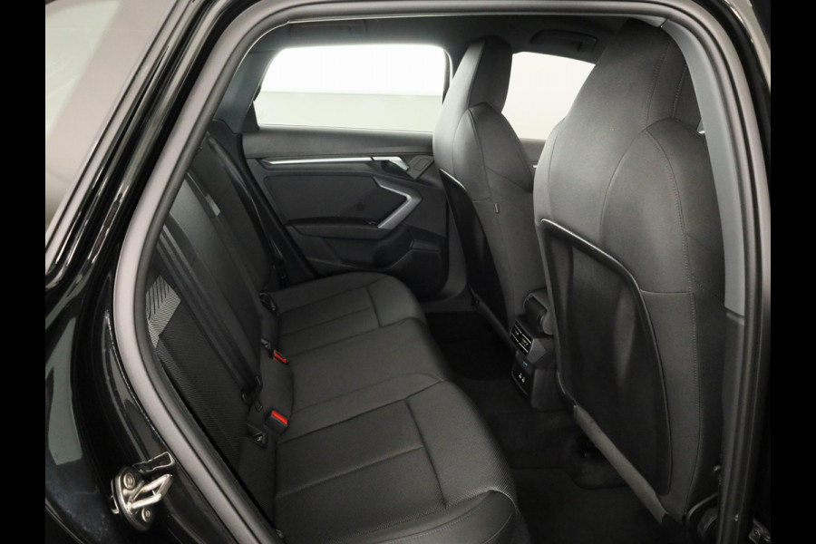 Audi A3 Sportback 40 TFSI e Advanced edition 204 pk S-tronic | Verlengde garantie | Navigatie | Parkeersensoren (Park assist)  | Achteruitrijcamera | Adaptieve cruise control |