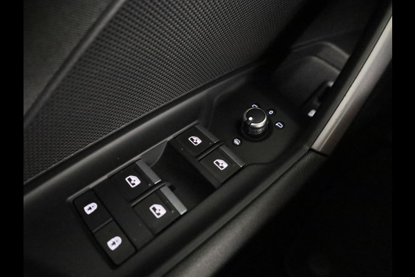 Audi A3 Sportback 40 TFSI e Advanced edition 204 pk S-tronic | Verlengde garantie | Navigatie | Parkeersensoren (Park assist)  | Achteruitrijcamera | Adaptieve cruise control |