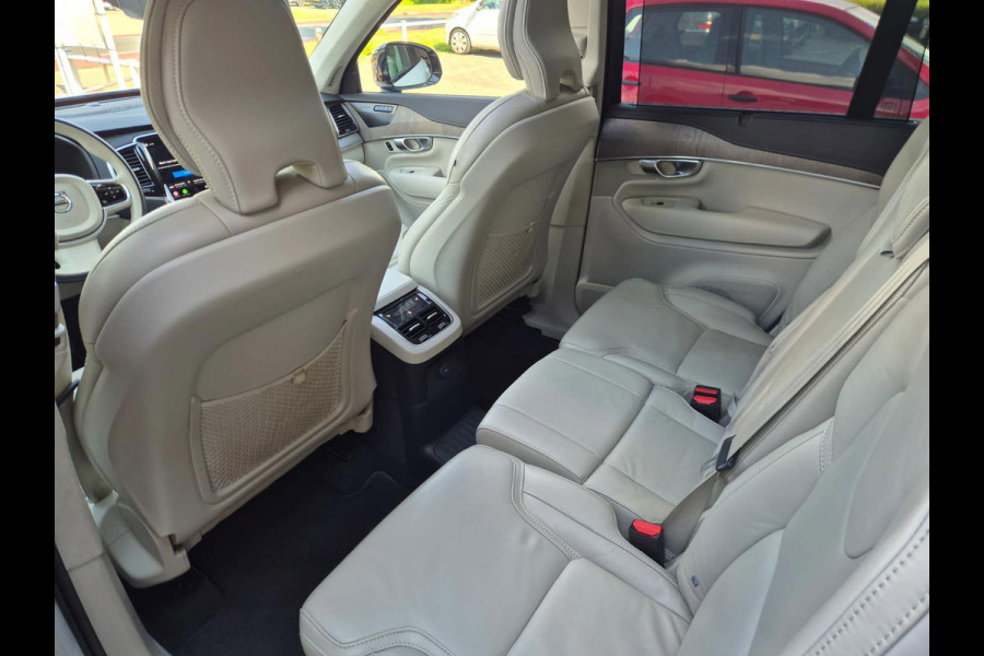 Volvo XC90 2.0 T8 Recharge AWD Ultimate Dark Pano! Trekhaak! 360'Cam! Luchtvering!