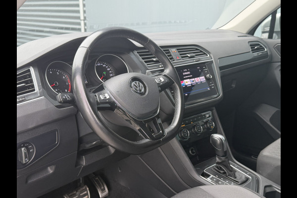 Volkswagen Tiguan BWJ 2020 | 1.5TS 150PK I ACT Highline AUTOMAAT | TREKHAAK | CLIMA | NAVI | PRICAY GLASS | PDC 2X | CARPLAY |