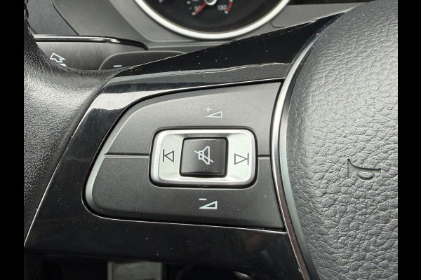 Volkswagen Tiguan BWJ 2020 | 1.5TS 150PK I ACT Highline AUTOMAAT | TREKHAAK | CLIMA | NAVI | PRICAY GLASS | PDC 2X | CARPLAY |