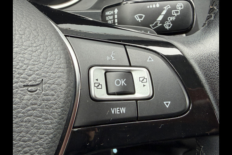 Volkswagen Tiguan BWJ 2020 | 1.5TS 150PK I ACT Highline AUTOMAAT | TREKHAAK | CLIMA | NAVI | PRICAY GLASS | PDC 2X | CARPLAY |