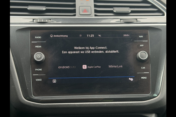 Volkswagen Tiguan BWJ 2020 | 1.5TS 150PK I ACT Highline AUTOMAAT | TREKHAAK | CLIMA | NAVI | PRICAY GLASS | PDC 2X | CARPLAY |