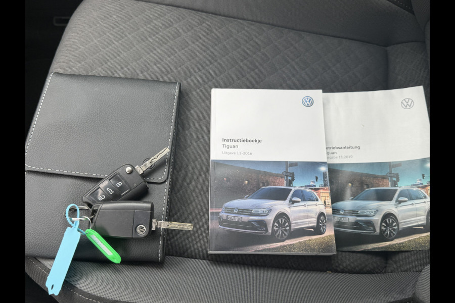 Volkswagen Tiguan BWJ 2020 | 1.5TS 150PK I ACT Highline AUTOMAAT | TREKHAAK | CLIMA | NAVI | PRICAY GLASS | PDC 2X | CARPLAY |