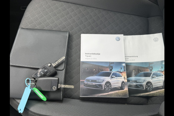 Volkswagen Tiguan BWJ 2020 | 1.5TS 150PK I ACT Highline AUTOMAAT | TREKHAAK | CLIMA | NAVI | PRICAY GLASS | PDC 2X | CARPLAY |
