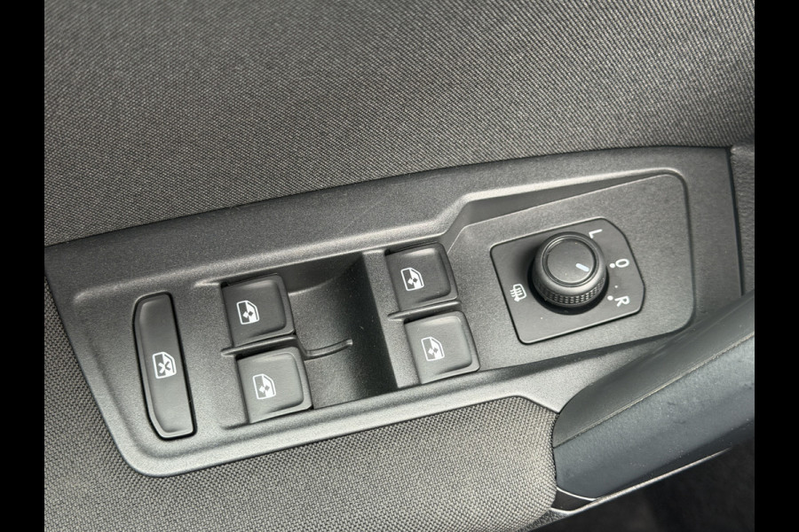 Volkswagen Tiguan BWJ 2020 | 1.5TS 150PK I ACT Highline AUTOMAAT | TREKHAAK | CLIMA | NAVI | PRICAY GLASS | PDC 2X | CARPLAY |