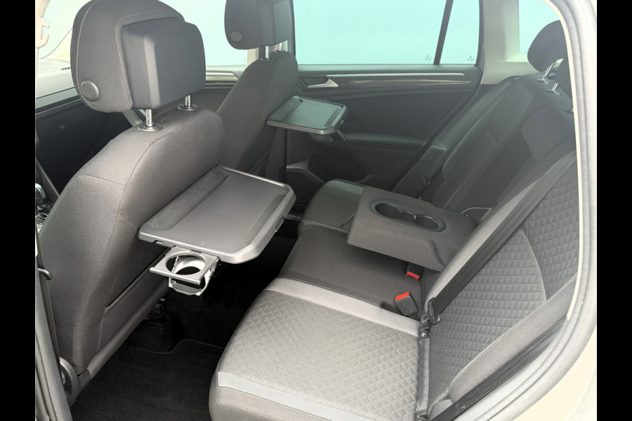 Volkswagen Tiguan BWJ 2020 | 1.5TS 150PK I ACT Highline AUTOMAAT | TREKHAAK | CLIMA | NAVI | PRICAY GLASS | PDC 2X | CARPLAY |