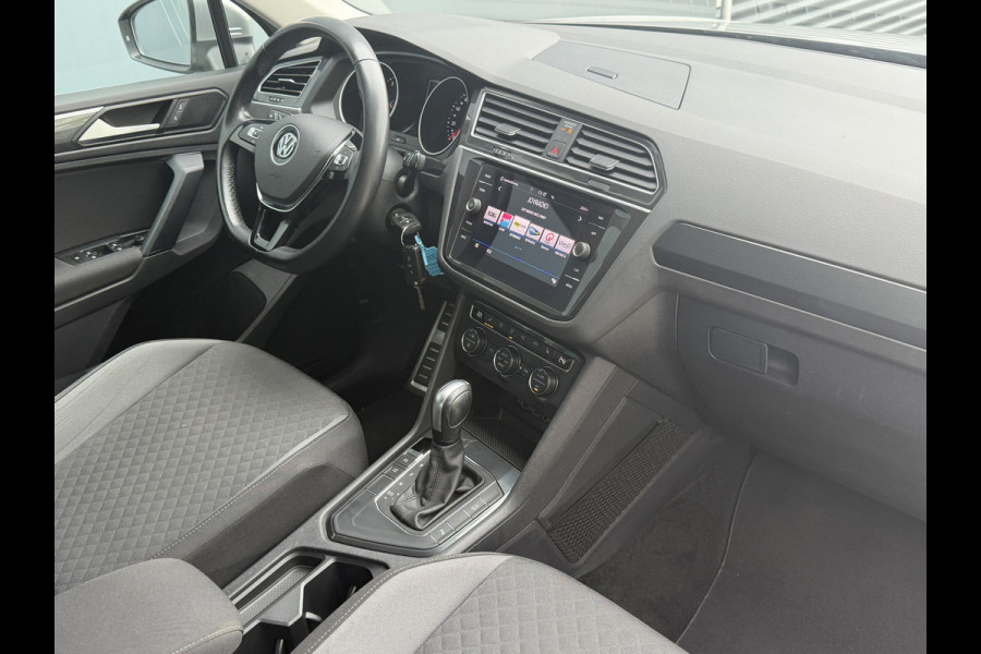 Volkswagen Tiguan BWJ 2020 | 1.5TS 150PK I ACT Highline AUTOMAAT | TREKHAAK | CLIMA | NAVI | PRICAY GLASS | PDC 2X | CARPLAY |