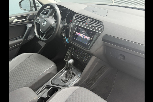 Volkswagen Tiguan BWJ 2020 | 1.5TS 150PK I ACT Highline AUTOMAAT | TREKHAAK | CLIMA | NAVI | PRICAY GLASS | PDC 2X | CARPLAY |