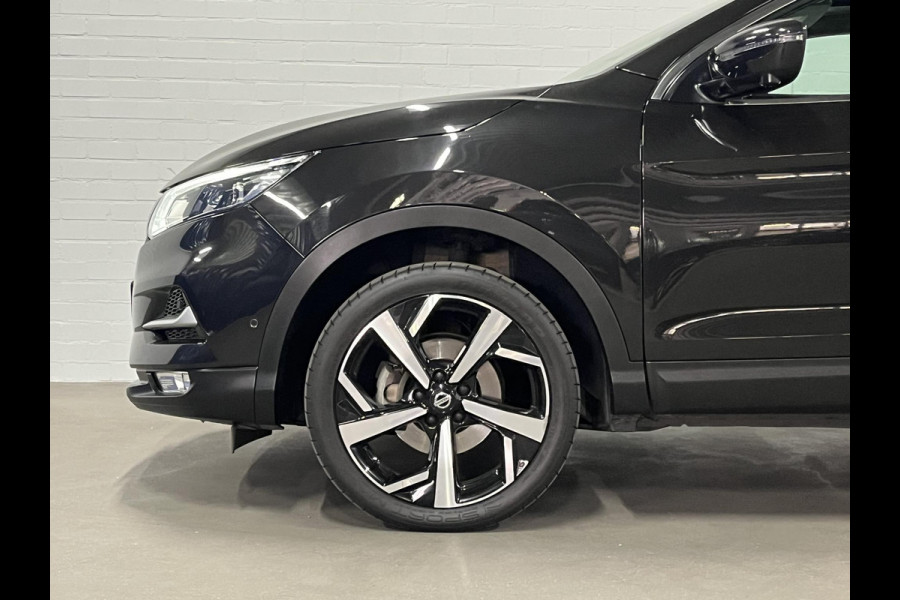 Nissan QASHQAI 1.3 DIG-T Tekna Trekhaak | Panorama dak | Adapt. cruise control | Stoelverwarming | Camera | Navigatie | Carplay | 360 camera