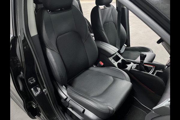 Nissan QASHQAI 1.3 DIG-T Tekna Trekhaak | Panorama dak | Adapt. cruise control | Stoelverwarming | Camera | Navigatie | Carplay | 360 camera