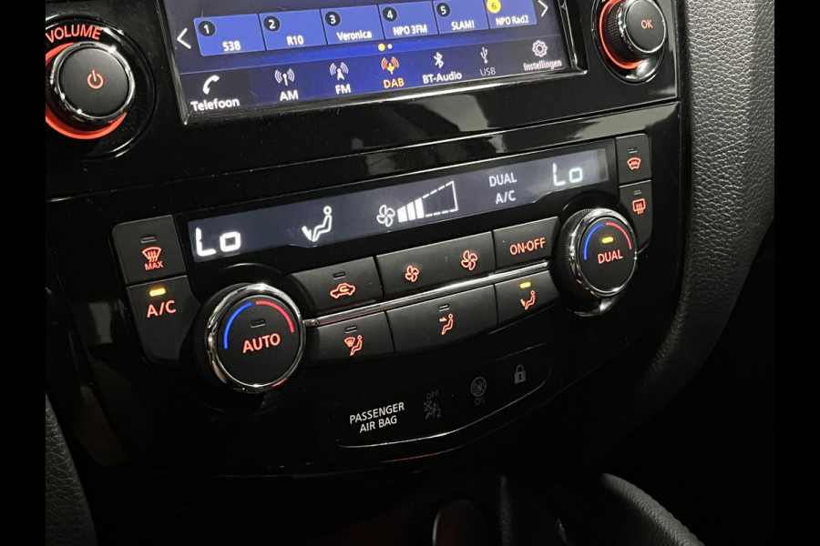 Nissan QASHQAI 1.3 DIG-T Tekna Trekhaak | Panorama dak | Adapt. cruise control | Stoelverwarming | Camera | Navigatie | Carplay | 360 camera