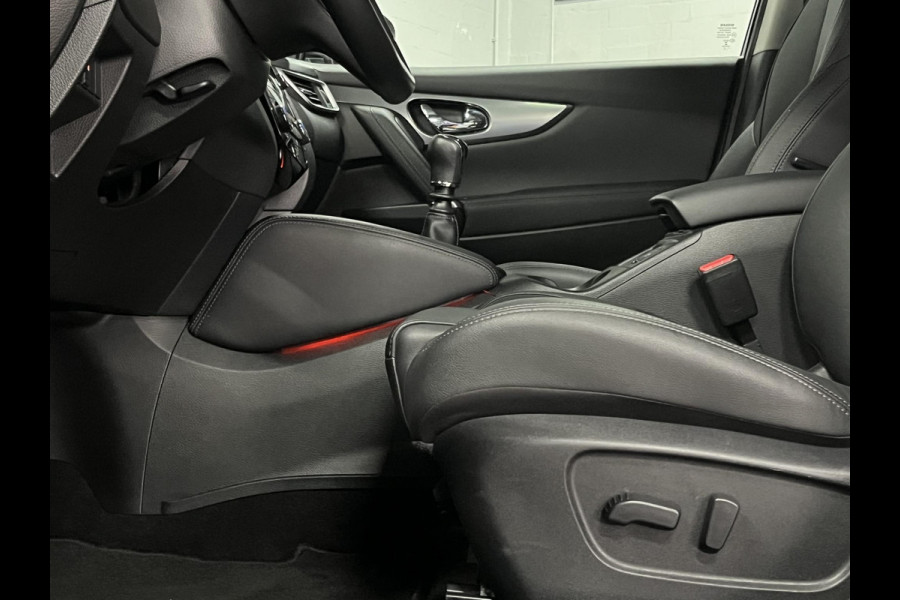 Nissan QASHQAI 1.3 DIG-T Tekna Trekhaak | Panorama dak | Adapt. cruise control | Stoelverwarming | Camera | Navigatie | Carplay | 360 camera