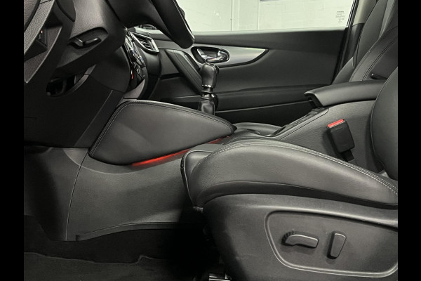 Nissan QASHQAI 1.3 DIG-T Tekna Trekhaak | Panorama dak | Adapt. cruise control | Stoelverwarming | Camera | Navigatie | Carplay | 360 camera
