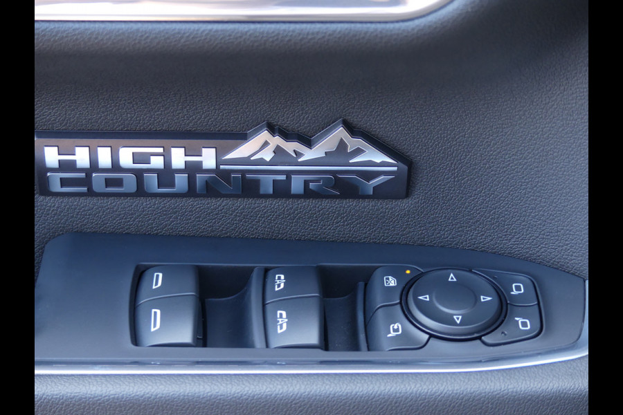 Chevrolet Silverado 6.2 V8 High Country Schuifdak/Headup Display/LED/Trekhaak